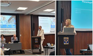 Bildcollage med två bilder där den första visar en man som står i en talarstol. Han bär ljus kostym och på skärmar bakom visas presentation.  Bild två är visar en kvinna med ljust hår och ljus tröja som talar.Ledamöter lyssnar.